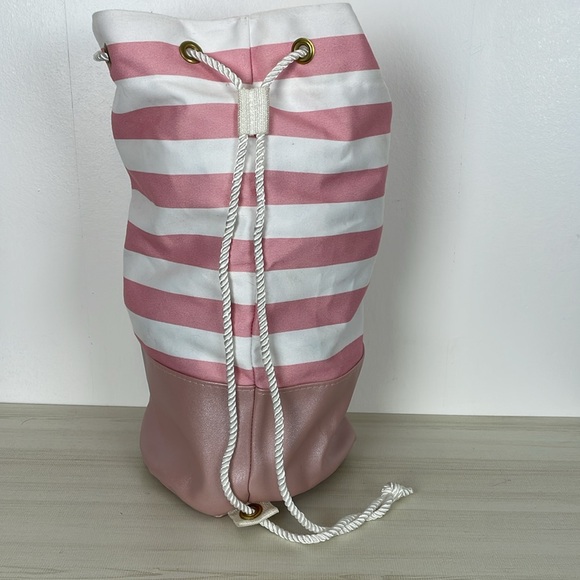 LulaRoe Womens Pink And White Striped Shoulder Cinch Beach Bag - Picture 3 of 6